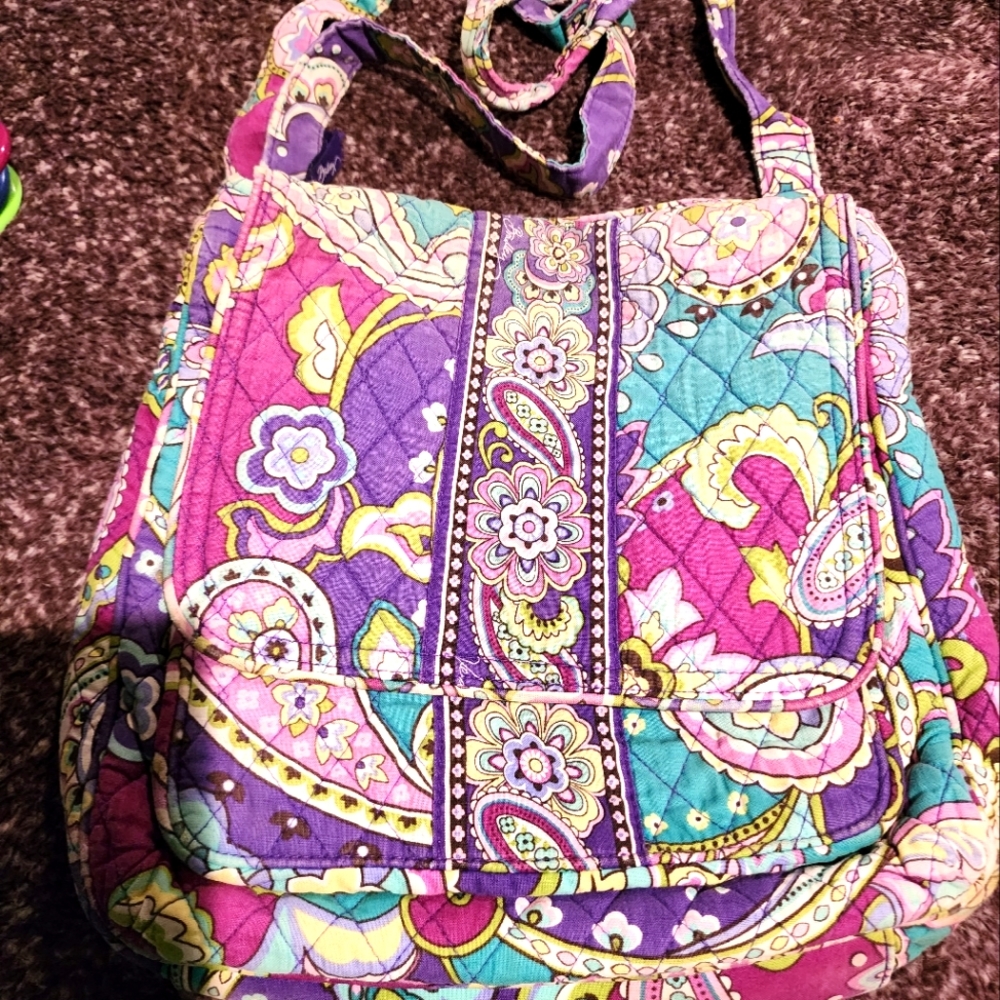 Vera Bradley messenger bag
